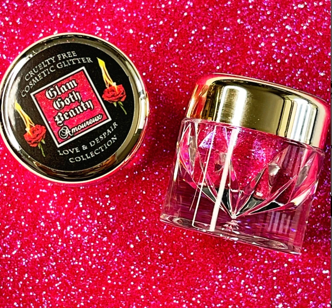 Glam Goth Beauty Hair And Makeup Amoureux - Pink Body Glitter 3 Glam Goth Beauty Hair And Makeup Amoureux - Pink Body Glitter