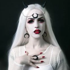 Rogue And Wolf Eclipse Necklace In Black Jewelry