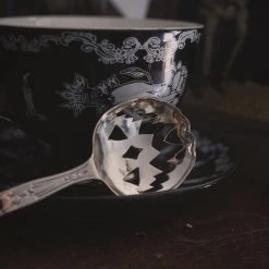 Lively Ghosts Haunted Hallows Tea Spoon - Silver Gift Ideas 7 Lively Ghosts Haunted Hallows Tea Spoon - Silver Gift Ideas