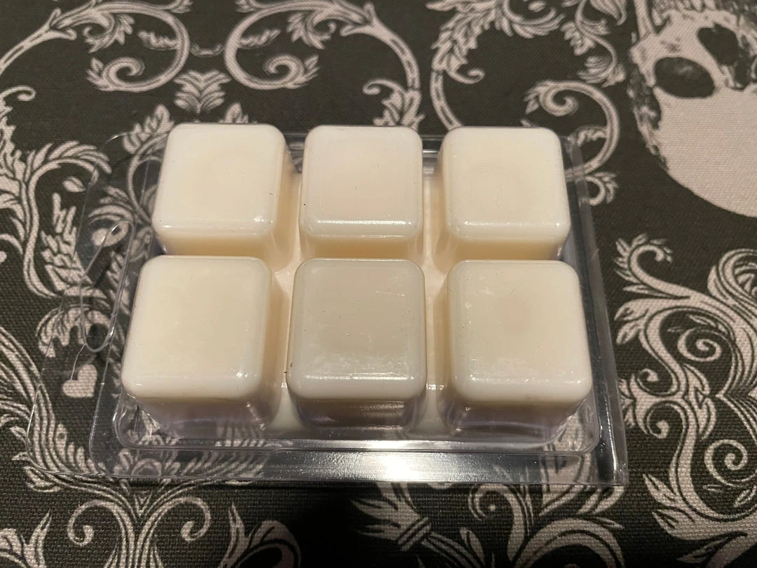 Get Fictional Old Cemeteries - Wax Melt 4 Get Fictional Old Cemeteries - Wax Melt